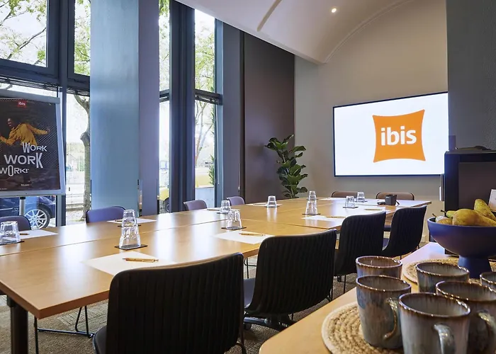 Ibis Paris La Villette Cite Des Sciences 19Eme